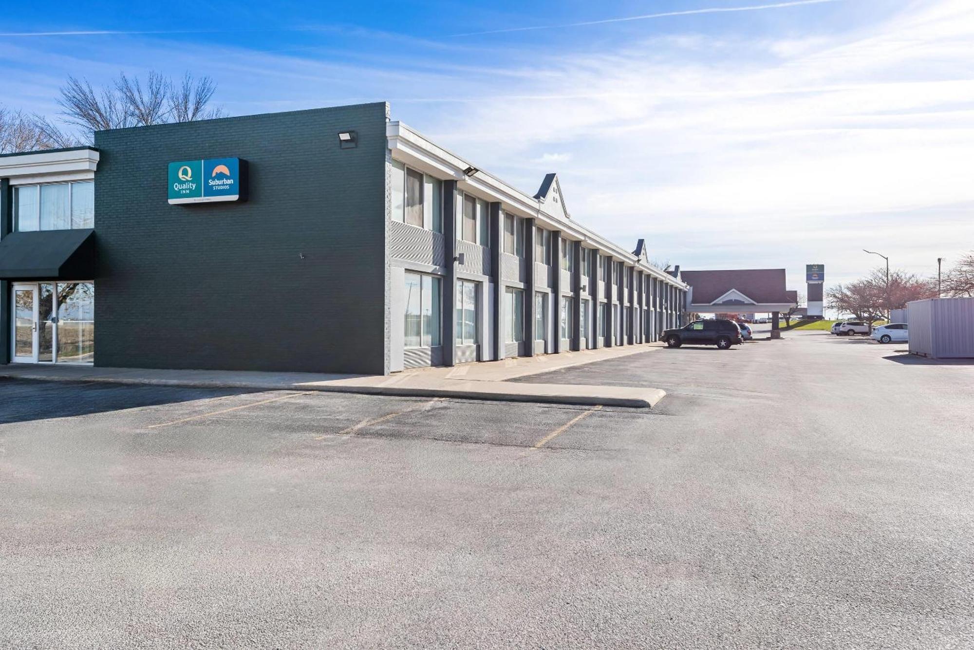 Quality Inn Fort Dodge Exterior photo